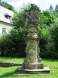 Rychnov nad Kněžnou, sousoší mariánského obrazu.jpg