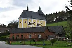 Farní kostel Nejsvětější Trojice v Sádku.