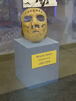 Brankářská maska Miroslava Termera, Síň slávy kladenského hokeje