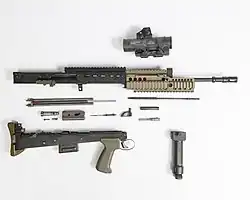 Rozebraná L85A2 (model po roce 2009)