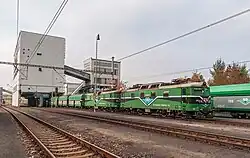 „Ufo“ při nakládce soupravy v dopravně T1