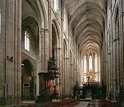 Basilika sv. Marie Magdaleny, interiér