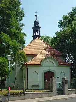 Průčelí kostela