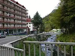 Lázeňské městečko v údolí Cablarisckali