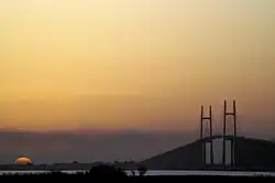 Most přes Suezský průplav, který spojuje Asii s Afrikou