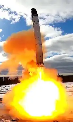 Sarmat na kosmodromu Pleseck