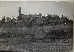 Zámek San Salvatore, poničený na konci 1. sv. války r. 1918