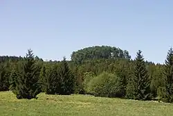 Vrch Stožec u stejnojmenného sedla v Lužických horách