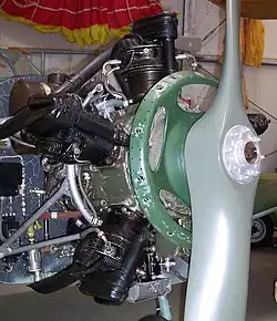 Letecký motor Švecov M-11F