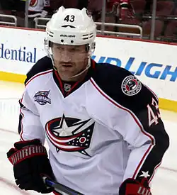Scott Hartnell v dresu Columbus Blue Jackets