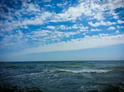 Moře a nebe, dva typičtí nositelé modré