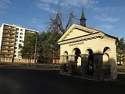 Sedlec, kaple se sochou Krista.jpg