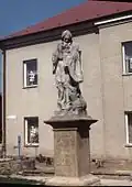 Socha svatého Jiljí v ulici Zákostelí