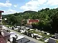 Pohled od hřbitova