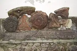 Relikty původního sepekovského kostela sv. Mikuláše.