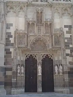 Severní portál dómu, Košice