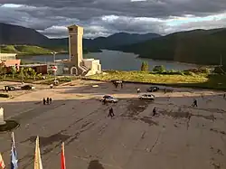 Památník exodu kosovských Albánců v Kukësi