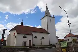 farní kostel Povýšení sv. Kříže