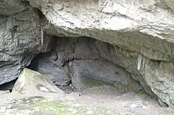 Led ve spodní části propasti