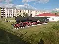 Památník parní lokomotivy u nádraží