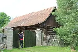 Skřivaň, stodola (1).jpg