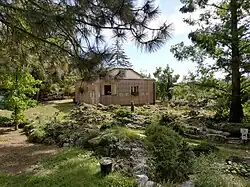 Obytná budova v zahradě