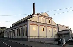 Budova Sklárny Bohemia v Poděbradech