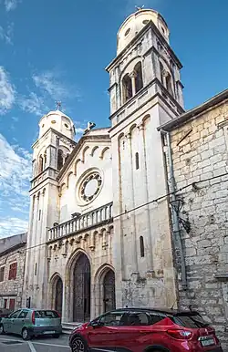 Průčelí chrámu sv. Spyridona