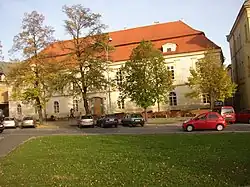 Slany KL CZ byvaly hotel Posta cp 160 Masarykovo nam 131.jpg