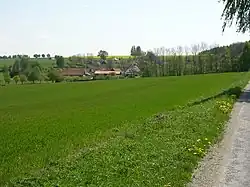 Pohled na Slavětín, kde potok pramení