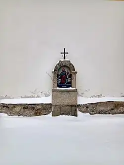 Výklenková kaple u kostela svatého Bartoloměje