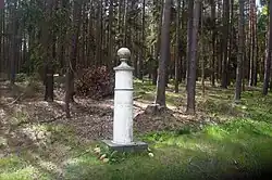 Sloup hranice panství mezi Kaznějovem a Třemošnou (Q38146362).jpg