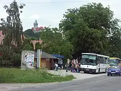 SlovBus SB 134 pod Smolenickým zámkem