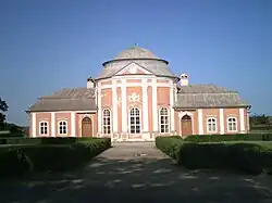 Rokokový kaštel v městské části Šaca