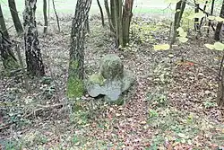 Smírčí kříž, okraj lesa u odbočky do Řečice.JPG