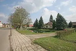 Smidarská Lhota náves