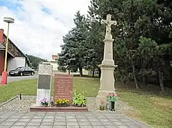 Pomník obětem 2. světové války ve Smolině