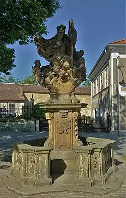 Socha sv. Floriána na Trčkově náměstí v Opočně