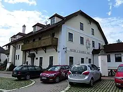 Solnice, bývalý zámeček.jpg