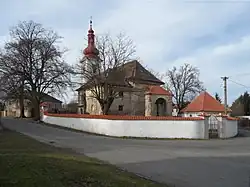 Kostel svatého Bartoloměje od jihovýchodu