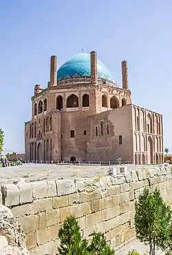 Mauzoleum ílchána Öldžejtüa v Sultaníji