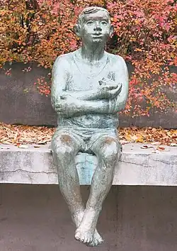 Sousoší Tři v parku Folimanka