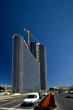 Dalmitia Tower před dokončením