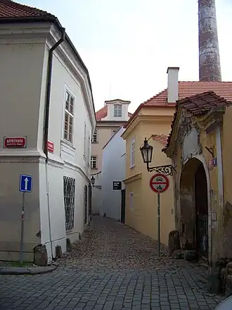 Pohled z Náprstkovy ulice