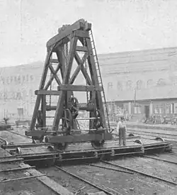 Montážní jeřáb na posuvně, 1857