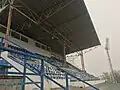 Pohled na hlavní tribunu z tribuny B (leden 2020)