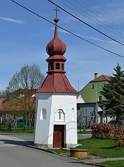 Stanoviště (okres Brno-venkov) - zvonice, 2024-04, obr02.jpg