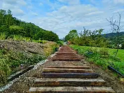 Stavba trati Zubrnice–Lovečkovice, studenty VOŠ Děčín, září 2019.