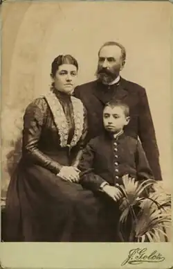 Stefan Buszczyński se svou snachou Jadwigou a vnukem Stefanem