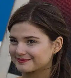 Stefanie Scott (2015)